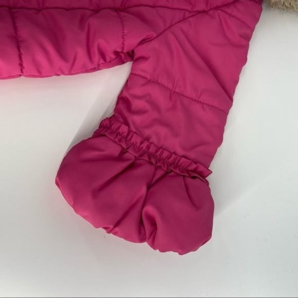 Juicy Couture Ruffle Bell Sleeve Puffer Jacket w/ Fur Hood - Pink | Girls 12M - Picture 5 of 9
